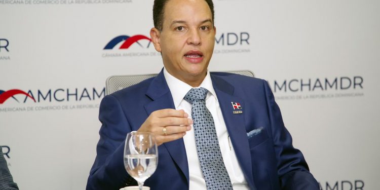 ETED proyecta sistema de baterías de 600 MW para reforzar la estabilidad de la red eléctrica