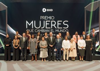 BHD premia a 11 mujeres por su impacto social y eleva los reconocimientos económicos