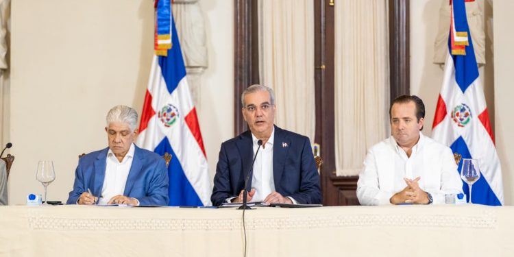 Gobierno destina más de RD$31 mil millones de fondos de Aerodom a obras en el Gran Santo Domingo