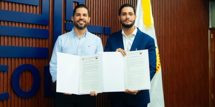 La Otra Banda hace historia con su primer acuerdo internacional junto a San Germán, Puerto Rico