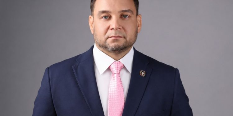 Manuel Cruz relanza “Globalizando” con nueva apuesta por geopolítica, análisis y entrevistas