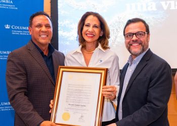 Asamblea de Nueva York reconoce a Mercedes Carmen Capellán por su liderazgo empresarial y social