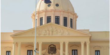 Abinader crea nueva entidad para hogares de paso y ordena aumentar 30 % su capacidad en 2027