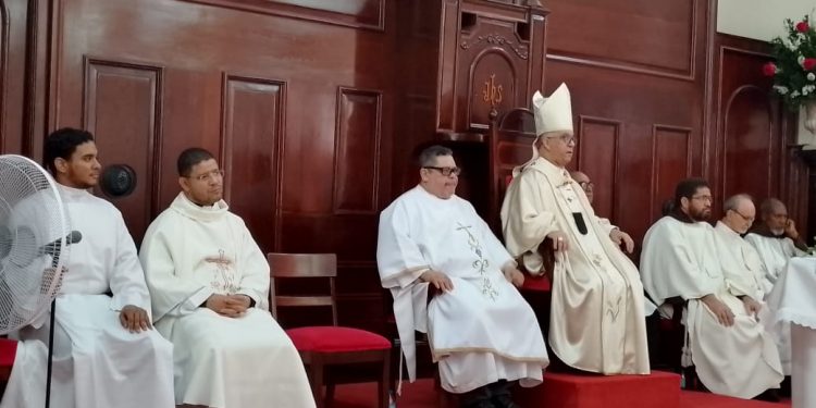 Parroquia San José de la Montaña es proclamada Santuario Arquidiocesano en Santiago