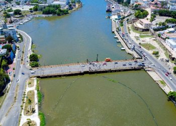 Puente Flotante cerrará hoy sábado por dos horas para paso de tres embarcaciones