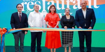 Raquel Peña resalta peso de la gastronomía en la economía durante UGASA Restaurant Show 2026