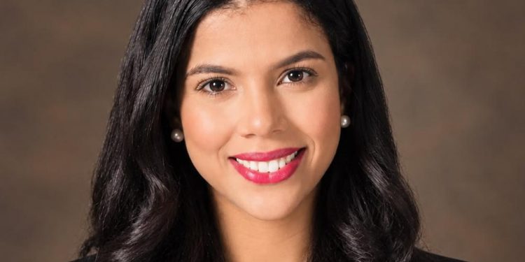 Abinader designa a Sahiana Quezada como nueva gobernadora de Azua