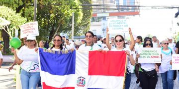 Santiago camina por el bienestar emocional: SRS Cibao Norte reúne a decenas en jornada de concienciación