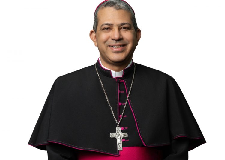 Tomás Morel asume Arquidiócesis de Santo Domingo tras renuncia de Francisco Ozoria aceptada por el papa León XIV