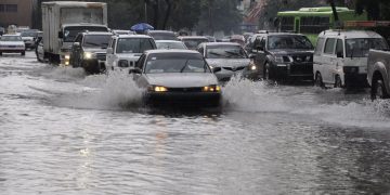 COE eleva alerta verde a 10 provincias y el Distrito Nacional por lluvias de onda tropical y vaguada